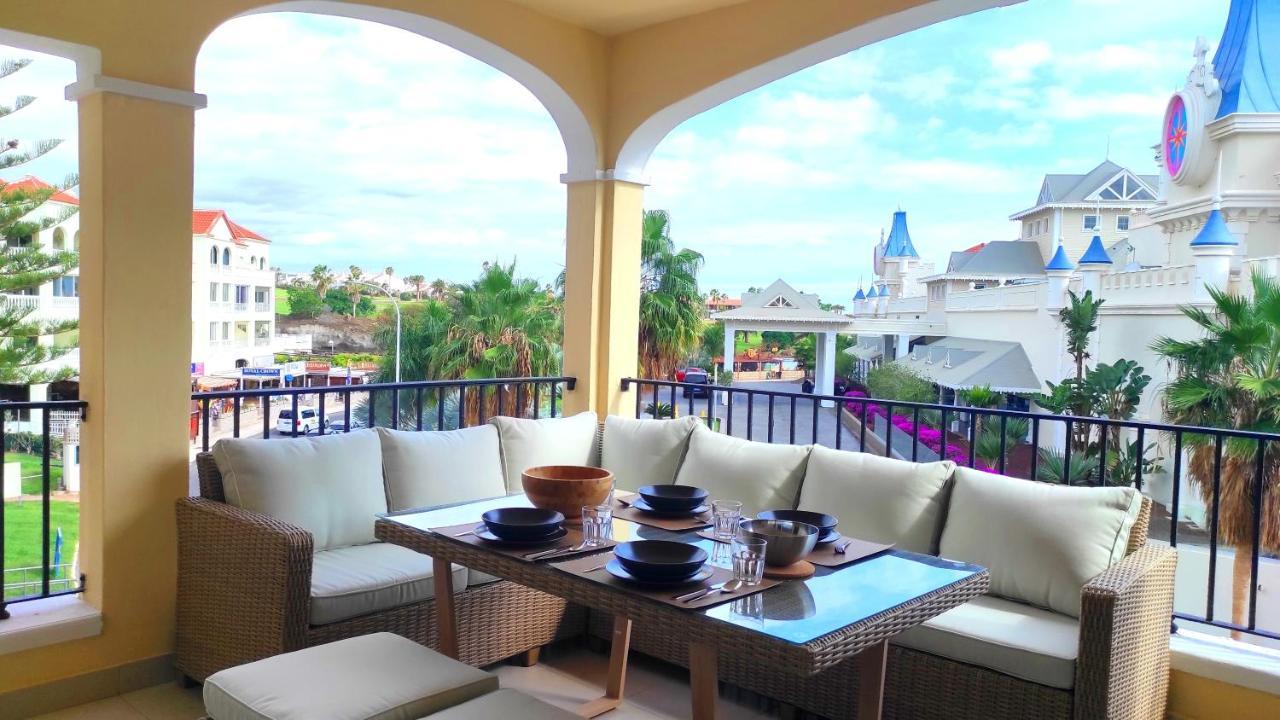 Residential Golf Park - Casa Prezi Apartment ซานมิเกลเดียโบนา ภายนอก รูปภาพ