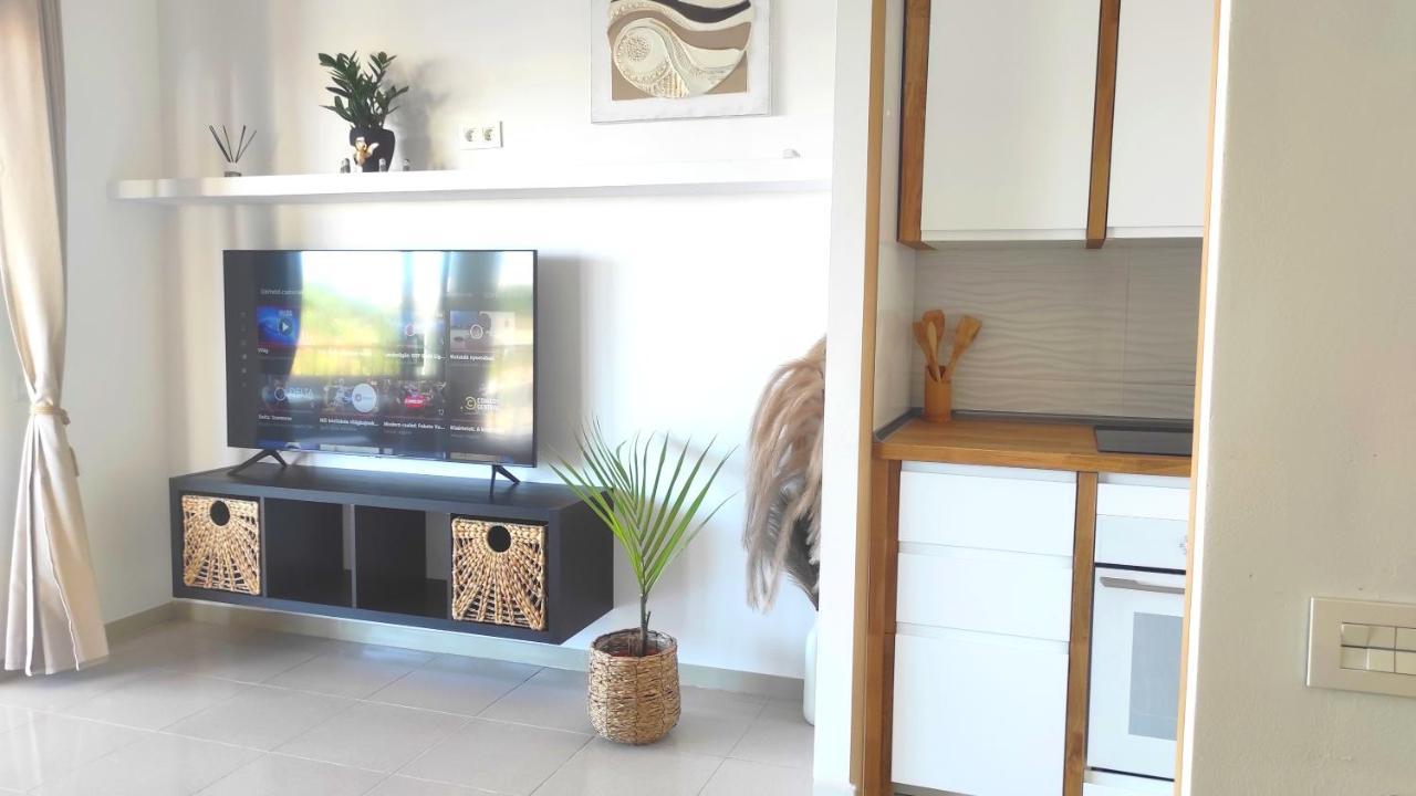 Residential Golf Park - Casa Prezi Apartment ซานมิเกลเดียโบนา ภายนอก รูปภาพ